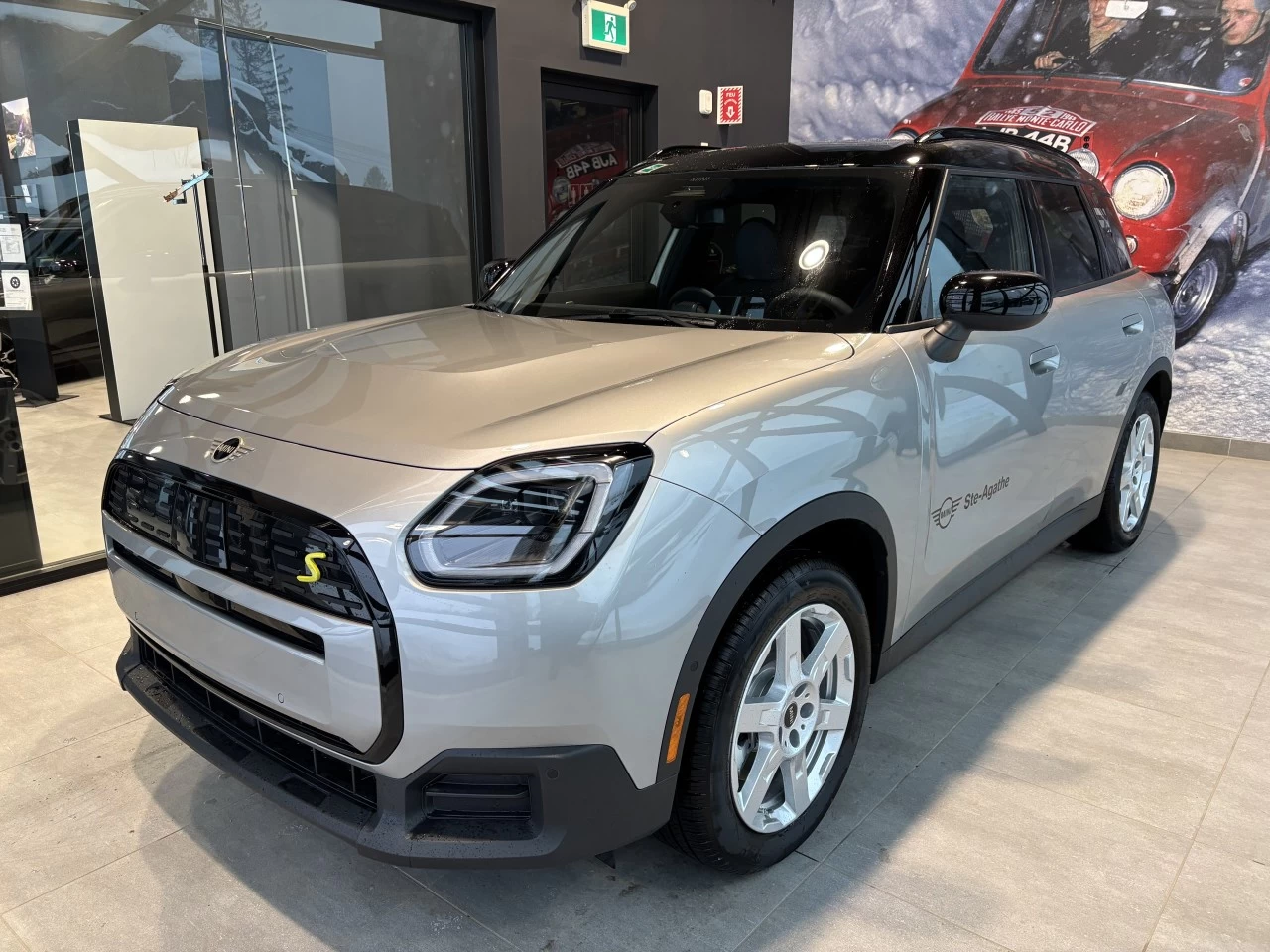 2025 MINI Countryman SE ALL4 Image principale