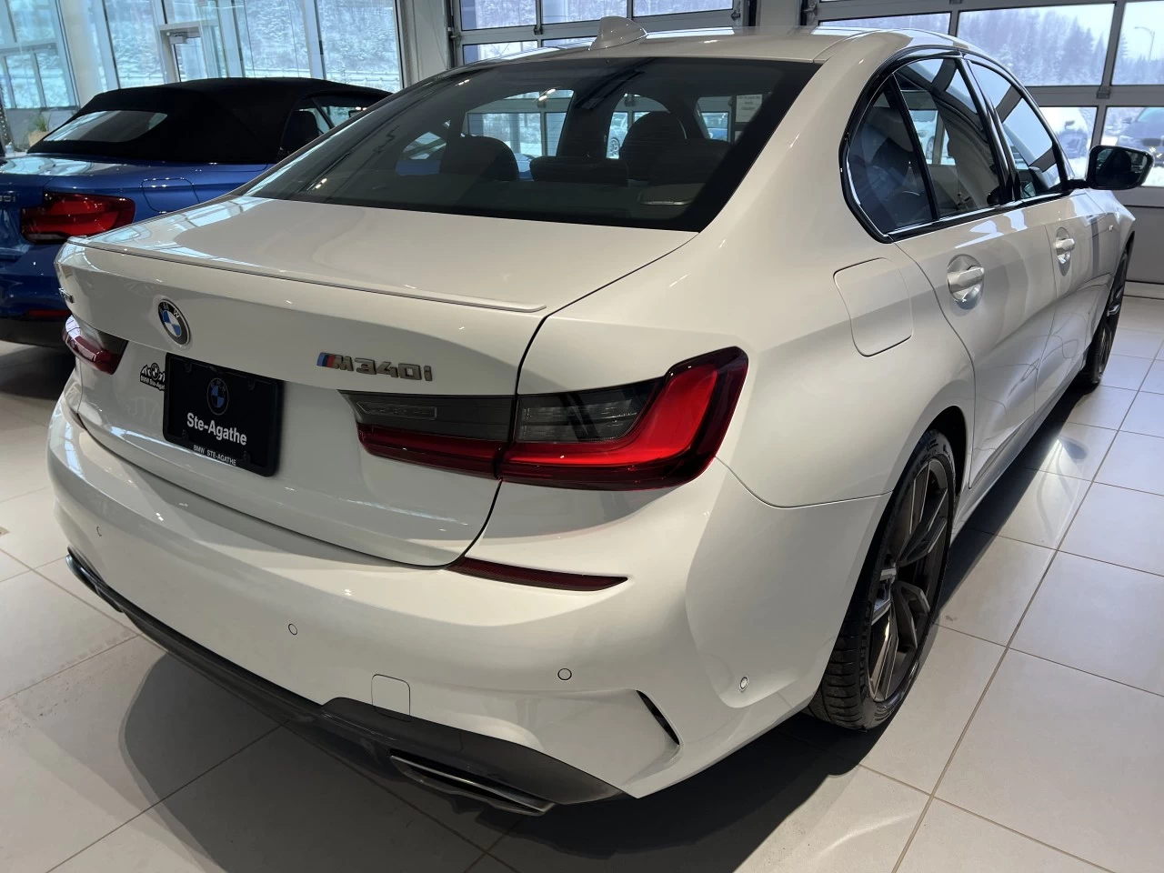 2022 BMW 3 Series M340i xDrive Image principale