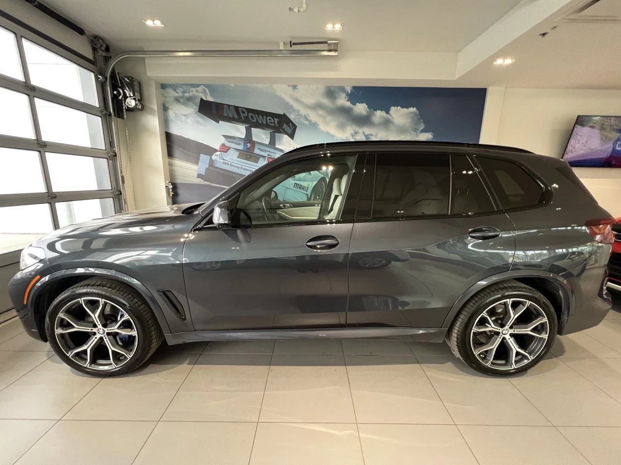 2022 BMW X5 xDrive40i Image principale