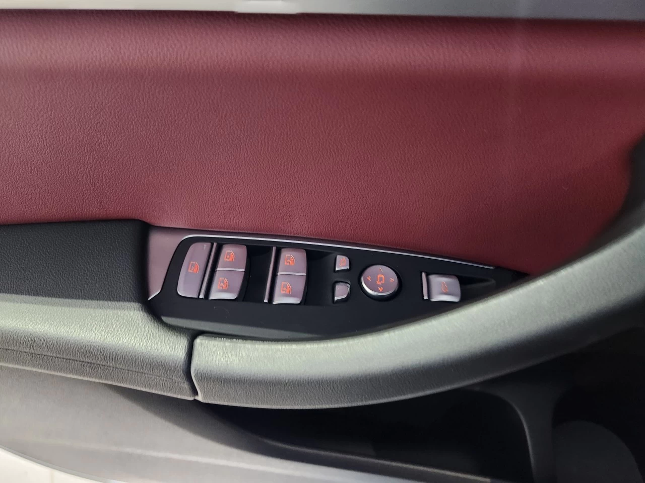 2023 BMW X3 xDrive30i Main Image