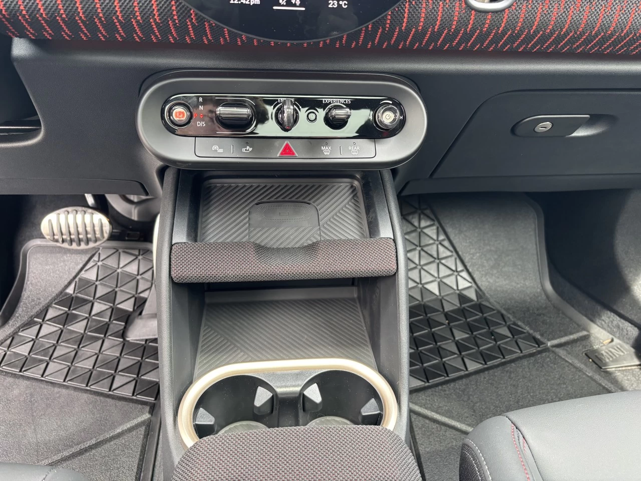 2027 Mini Cooper Countryman John Cooper Works Main Image