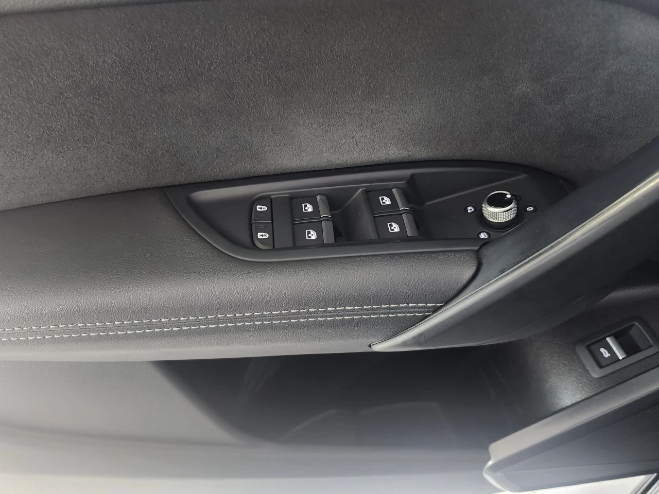 2023 Audi SQ5 Progressiv Main Image