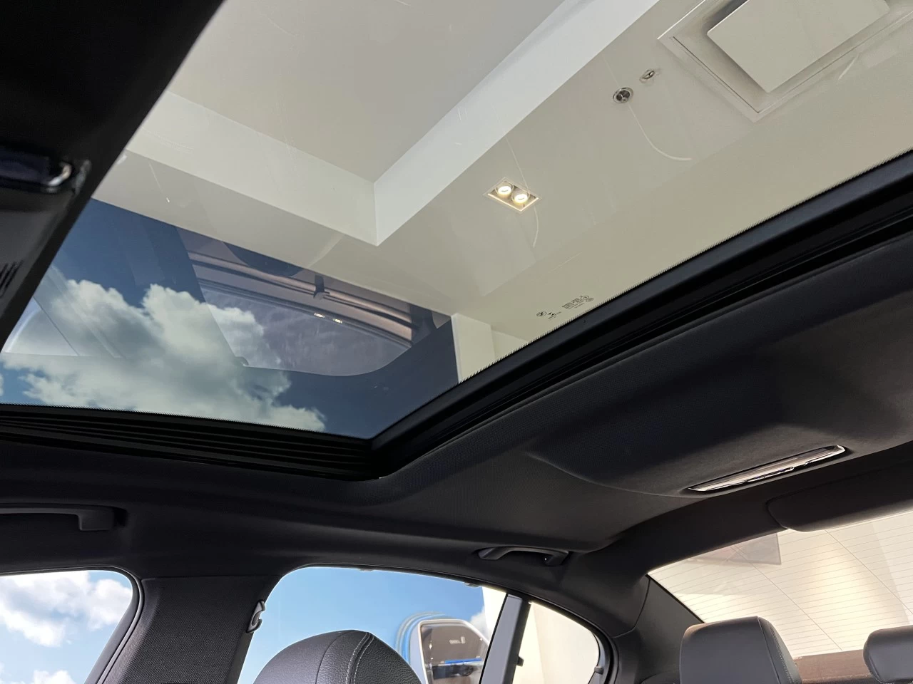 2020 BMW 530e xDrive 530e xDrive iPerformance Image principale