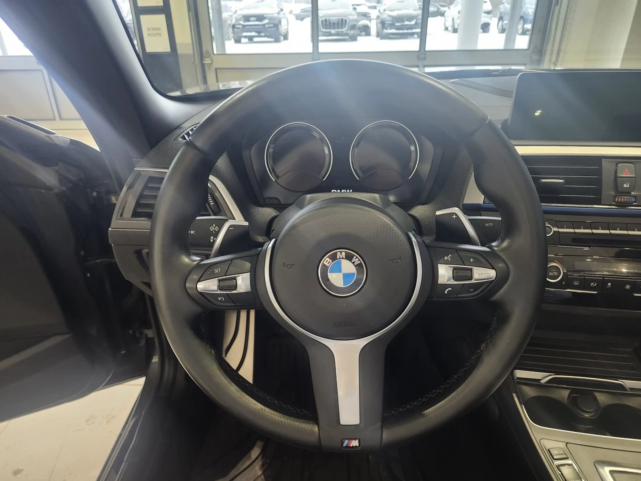 2020 BMW 2 Series 230i xDrive Convertible Main Image