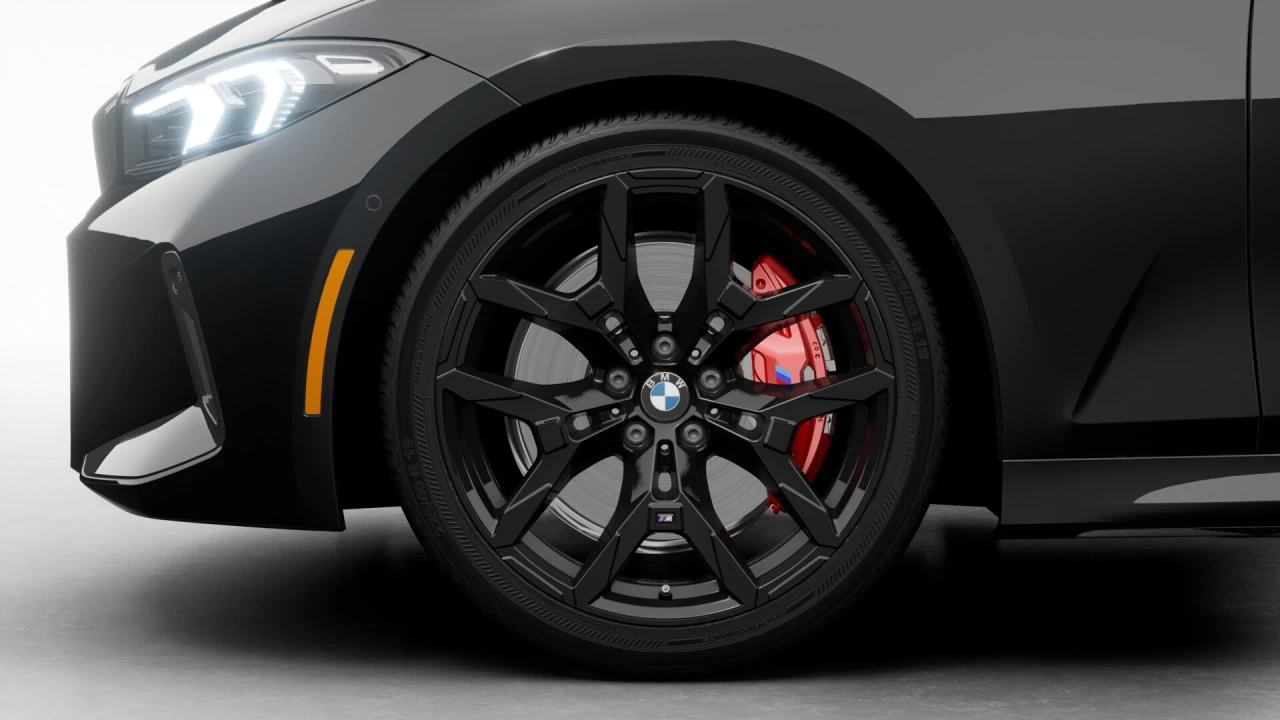 2026 BMW 330I xDrive M Sport Edition Image principale