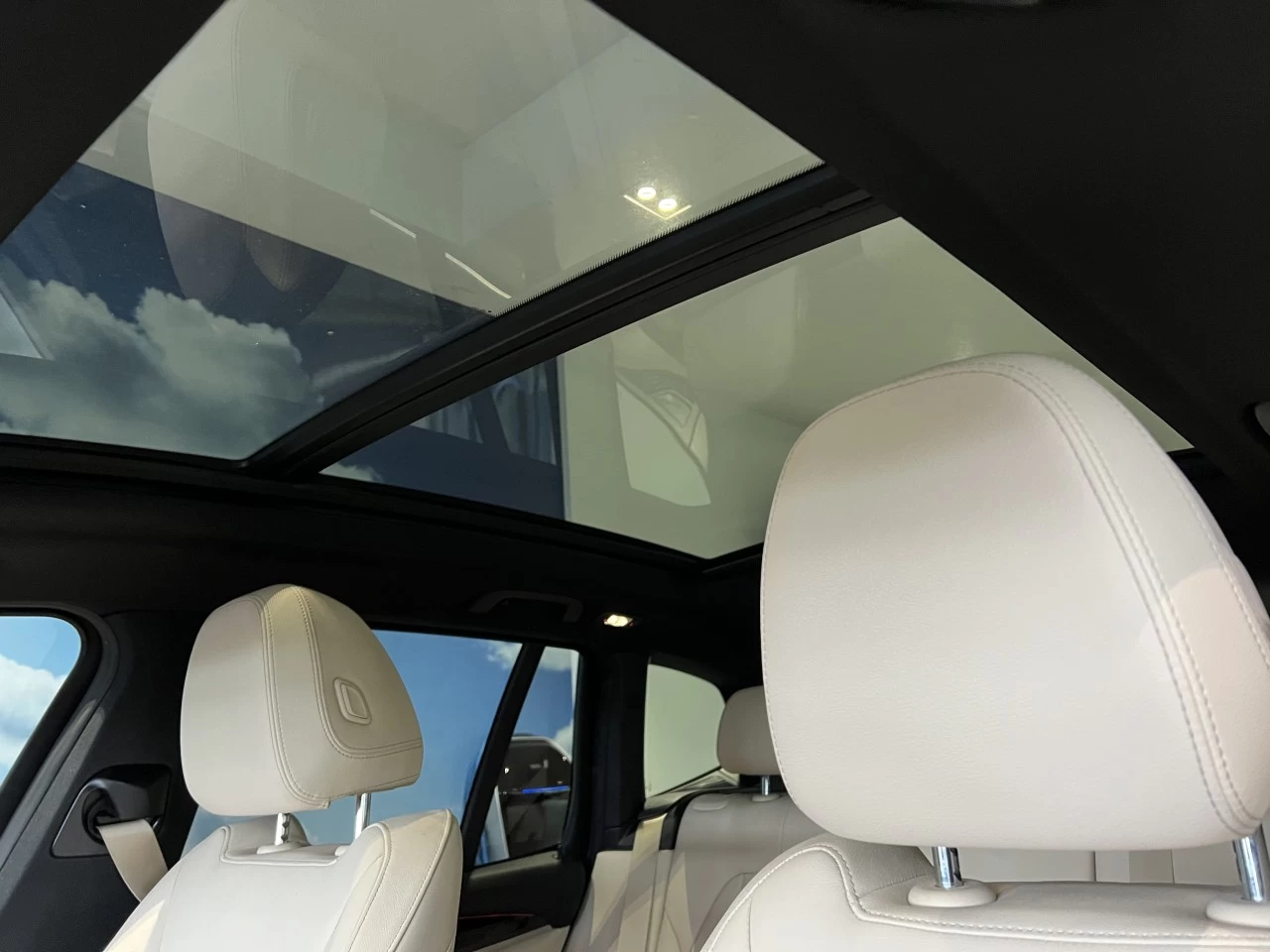 2021 BMW X3 xDrive30i Main Image