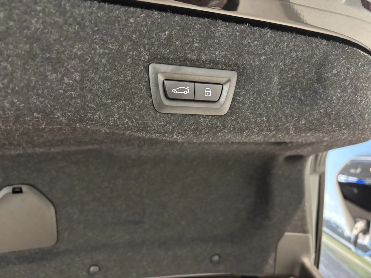 2026 BMW i5 xDrive40 Sedan Main Image