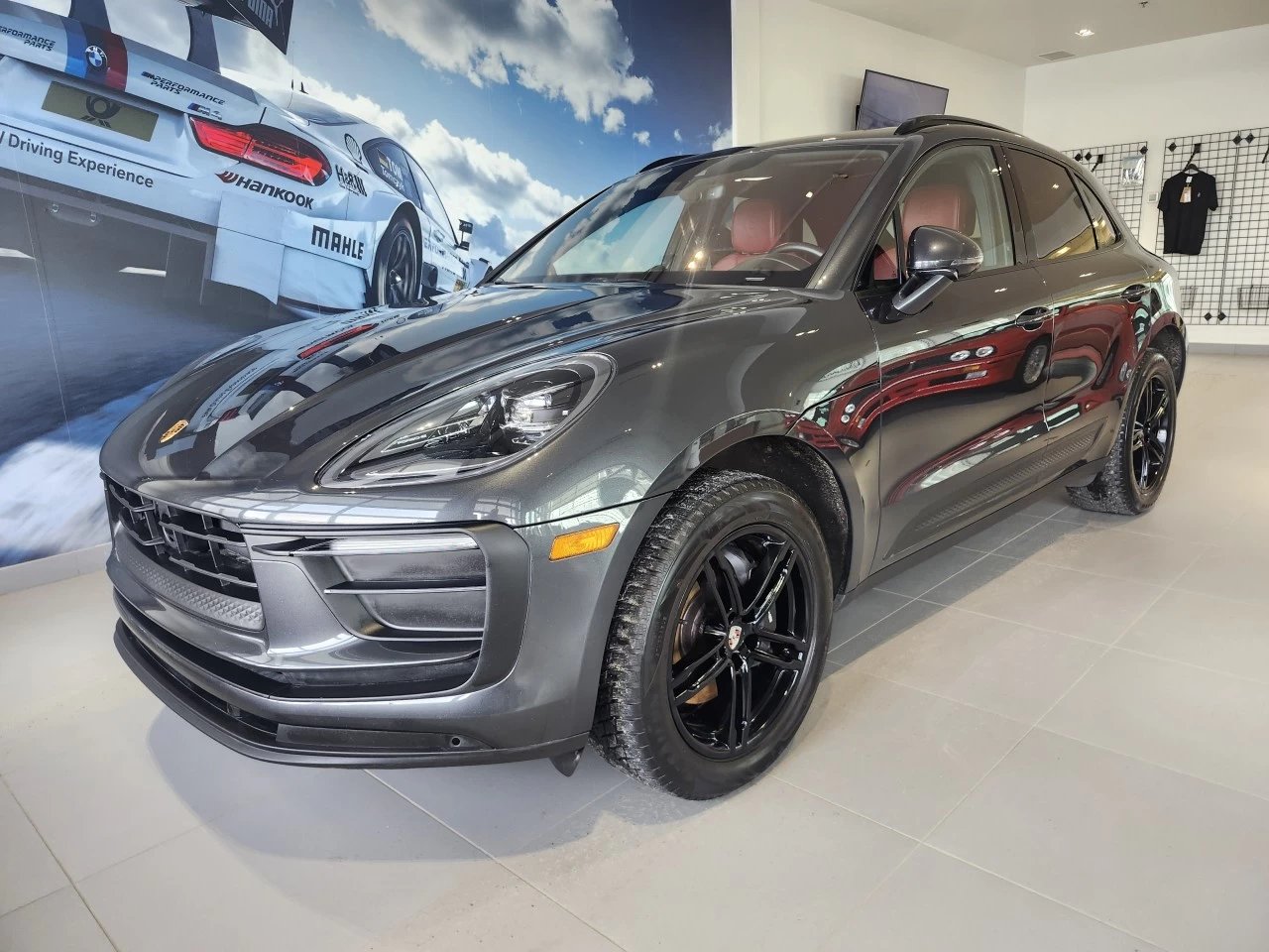 2023 Porsche Macan AWD Image principale