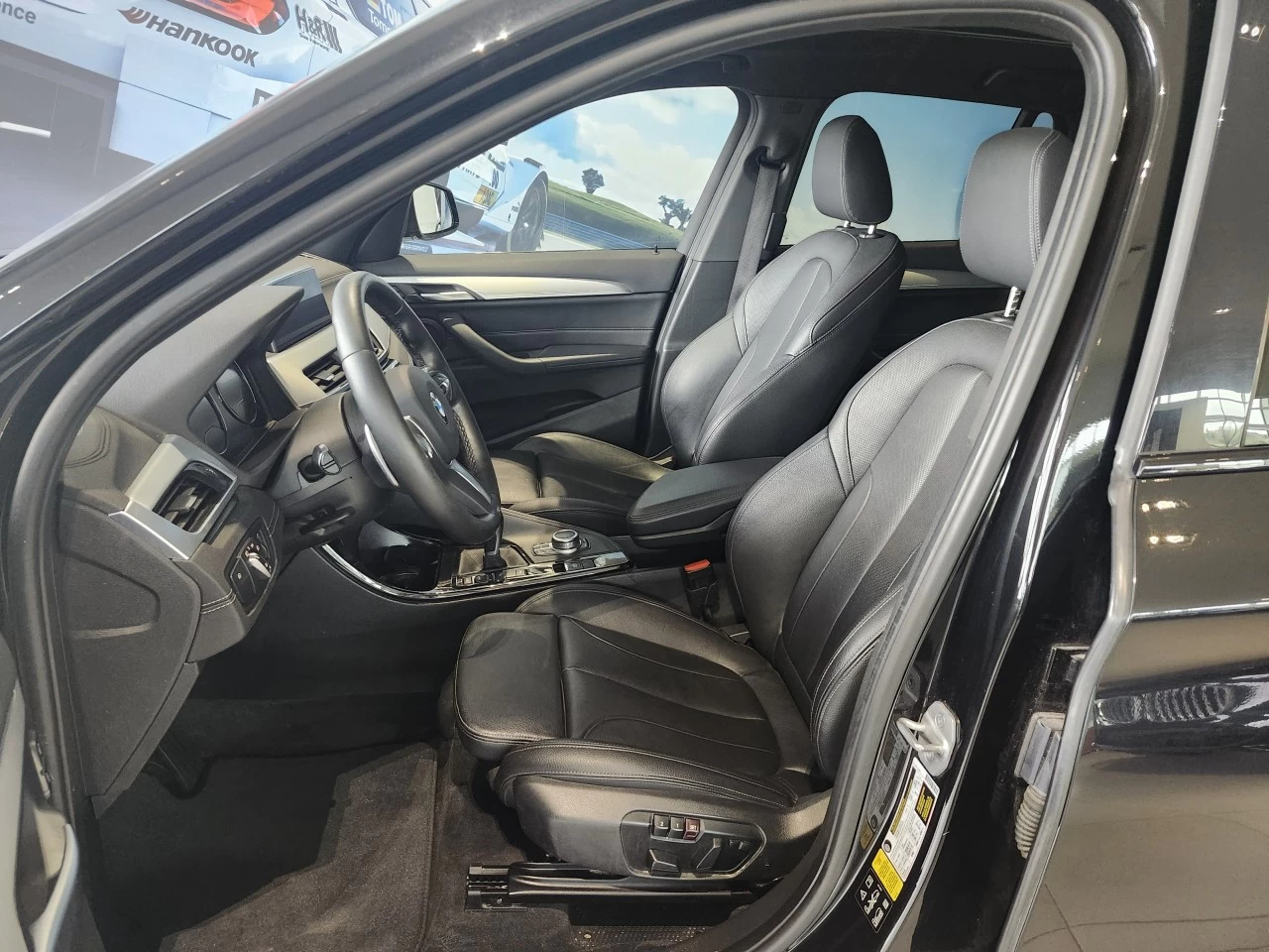 2021 BMW X1 xDrive28i Main Image