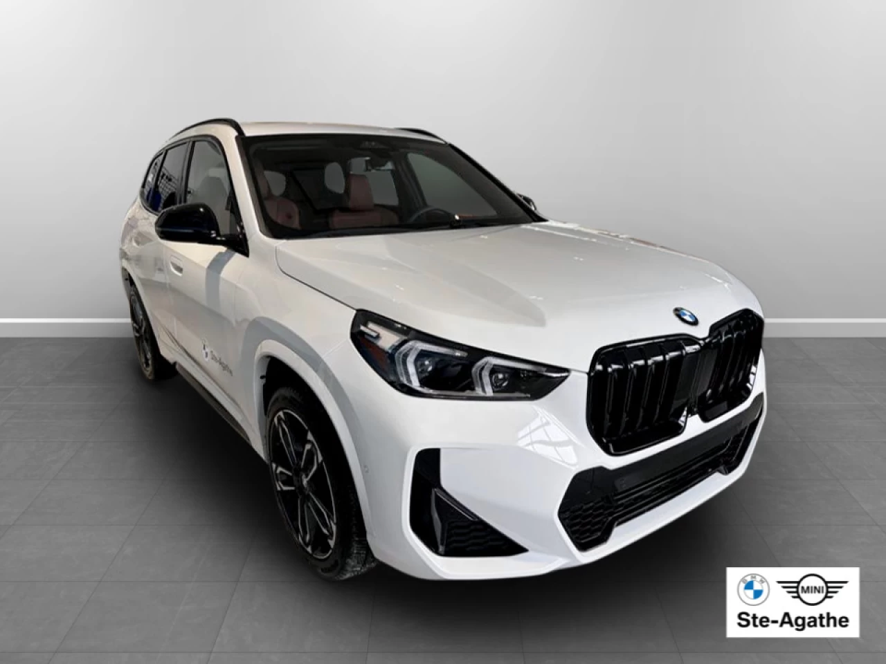 2026 BMW X1 xDrive28i M Sport Edition Image principale