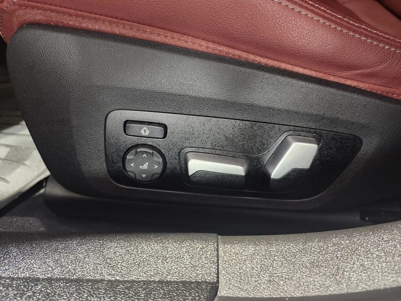 2022 BMW 3 series 330i xDrive Image principale