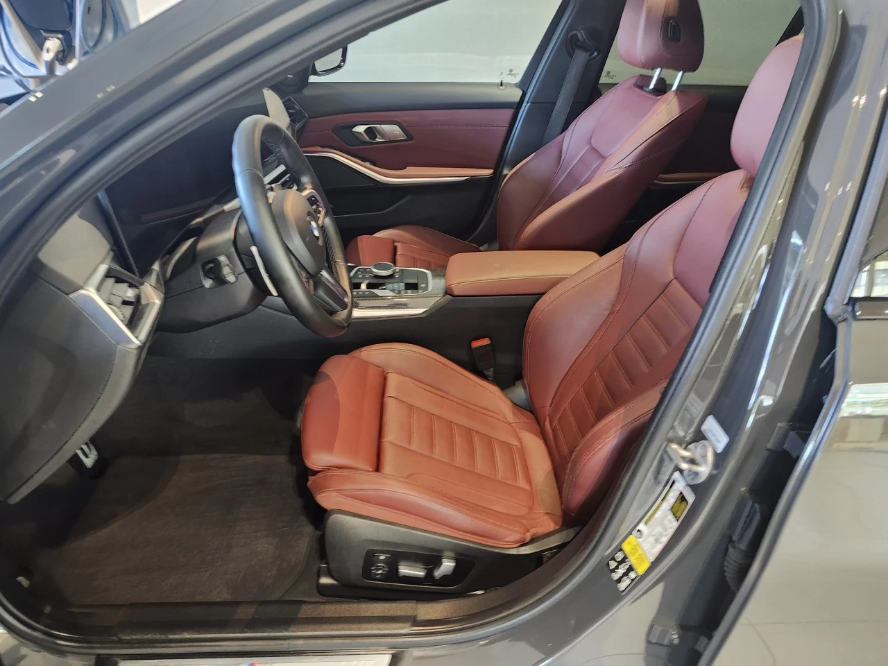 2024 BMW 3 Series M340i xDrive Image principale