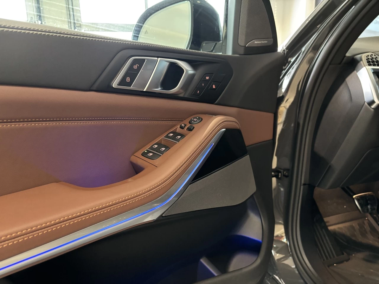 2026 BMW X5 xDrive40i M Sport Edition Main Image