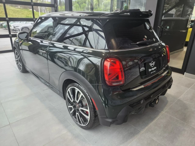 Mini Cooper John Cooper Works 2024