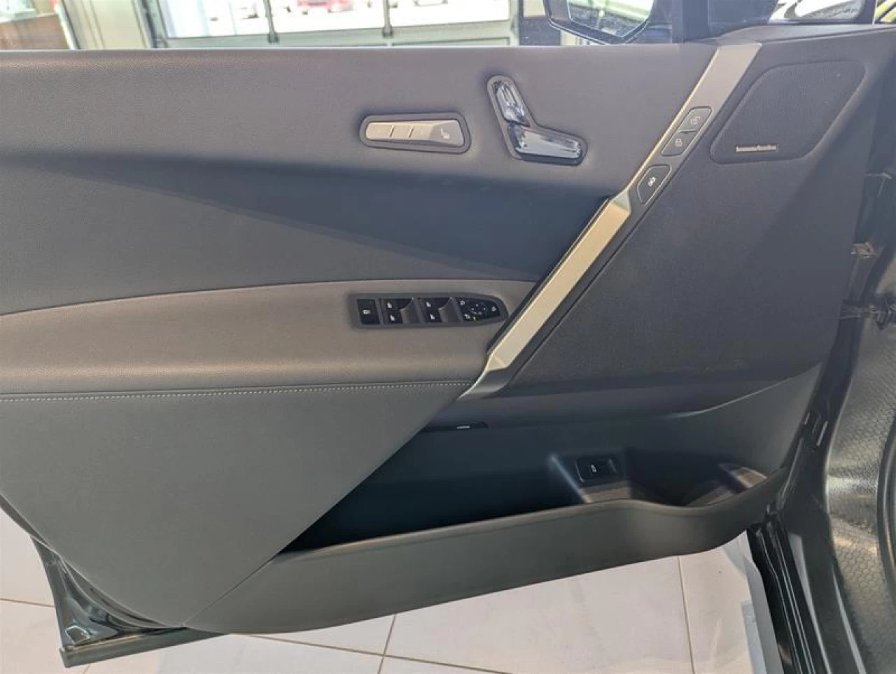 2025 BMW iX xDrive40 Edition Image principale