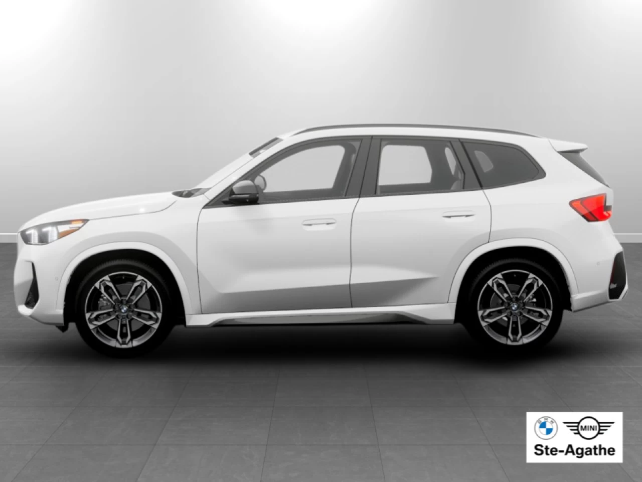 2026 BMW X1 xDrive28i M Sport Edition Image principale