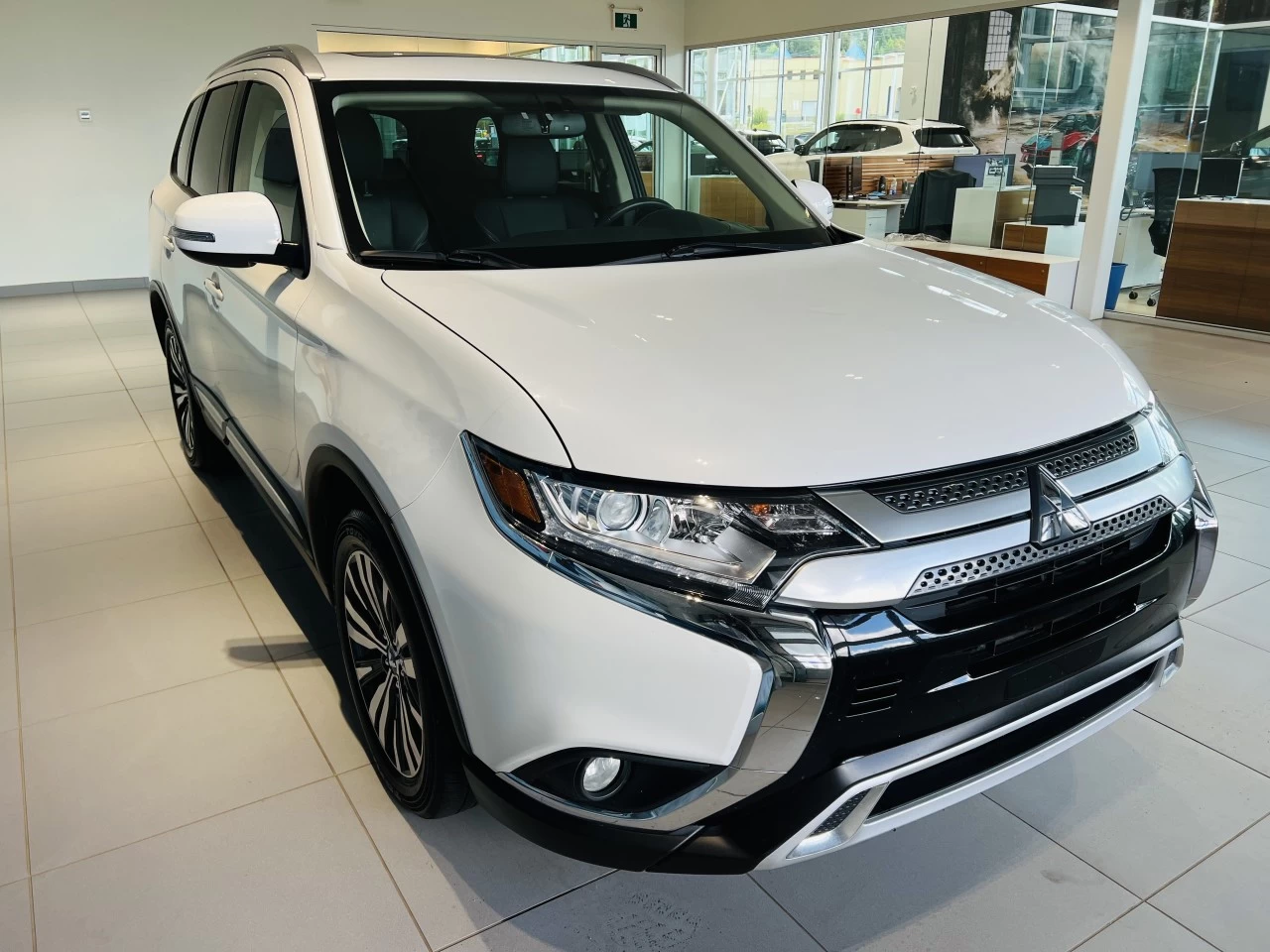 2020 Mitsubishi Outlander EX Image principale
