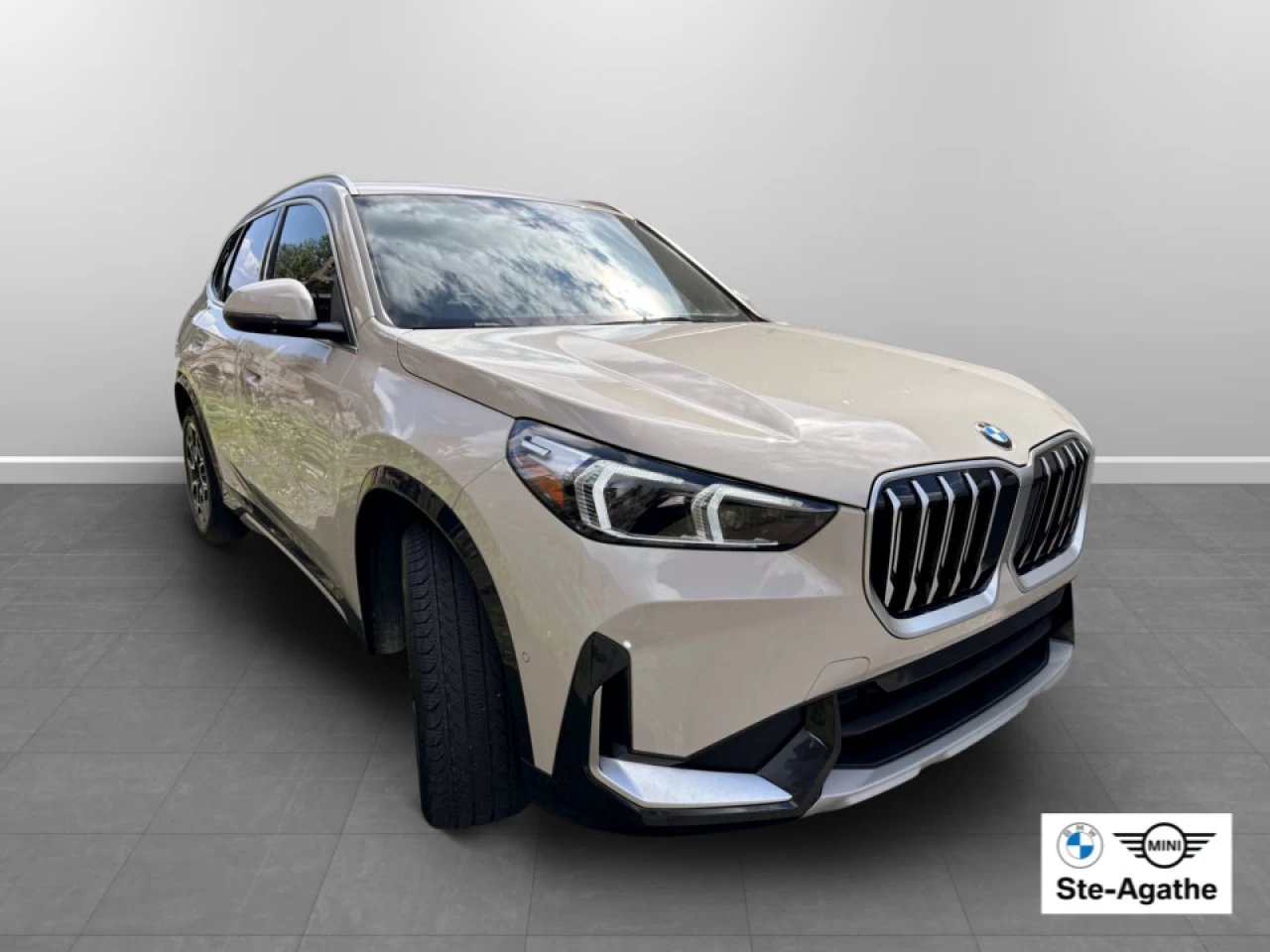 2026 BMW X1 xDrive28i Image principale