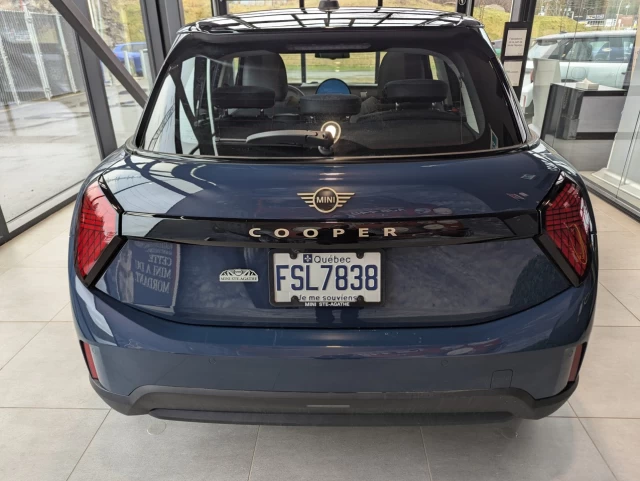 MINI 5 Door Cooper C FWD 2025