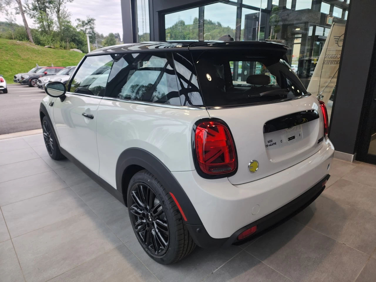 2024 MINI Cooper SE 3 Door Image principale
