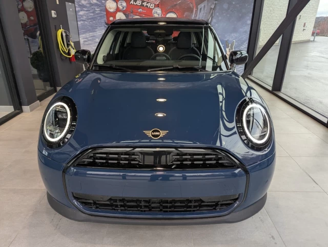 MINI 5 Door Cooper C FWD 2025