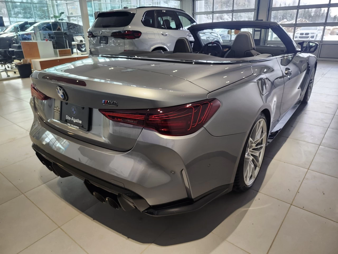 2025 BMW M4 Competition xDrive Image principale