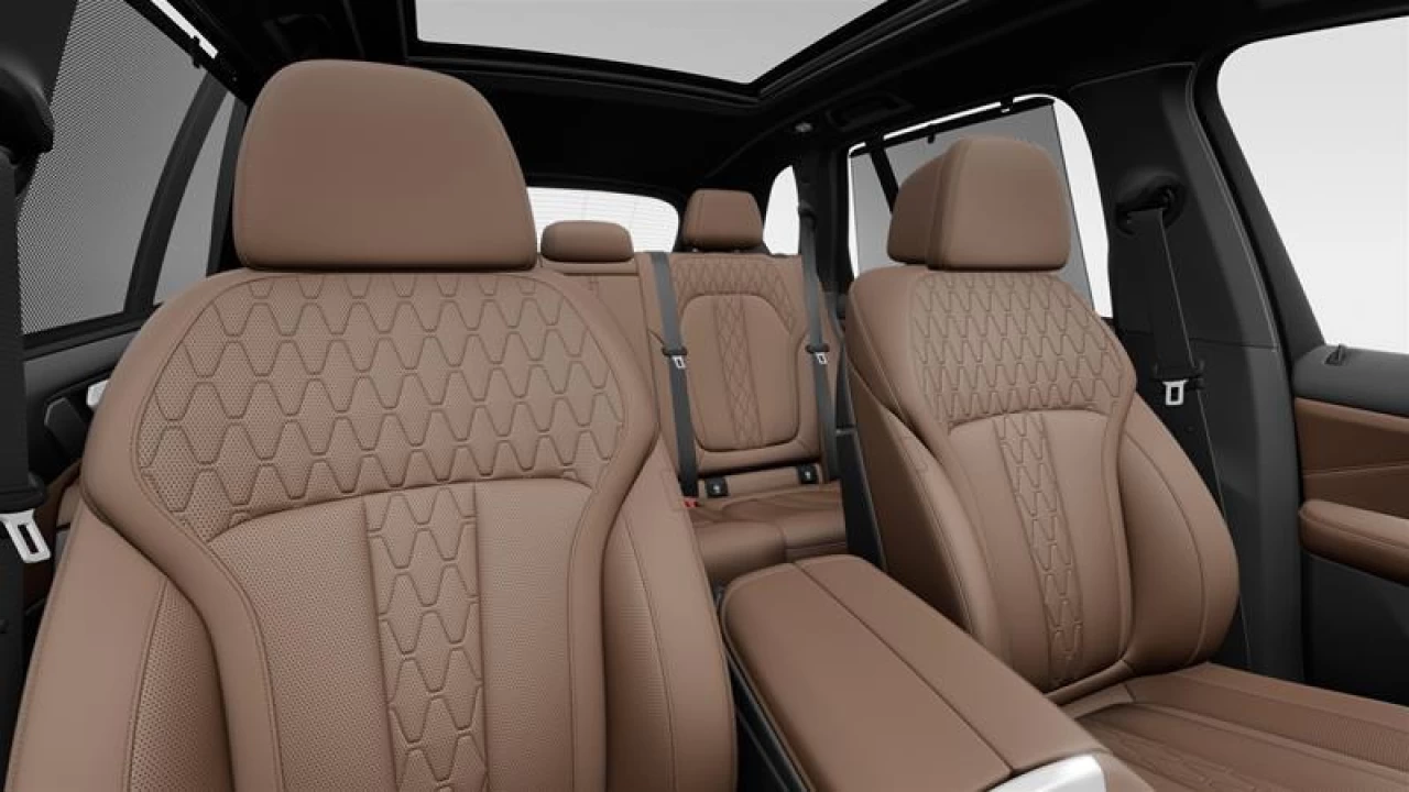 2026 BMW X5
                                                    xDrive40i M Sport Edition Image principale