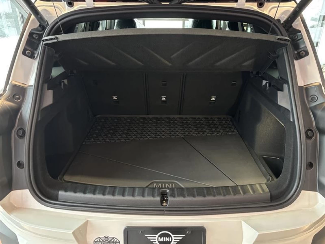 2026 MINI Countryman Cooper S ALL4 Main Image