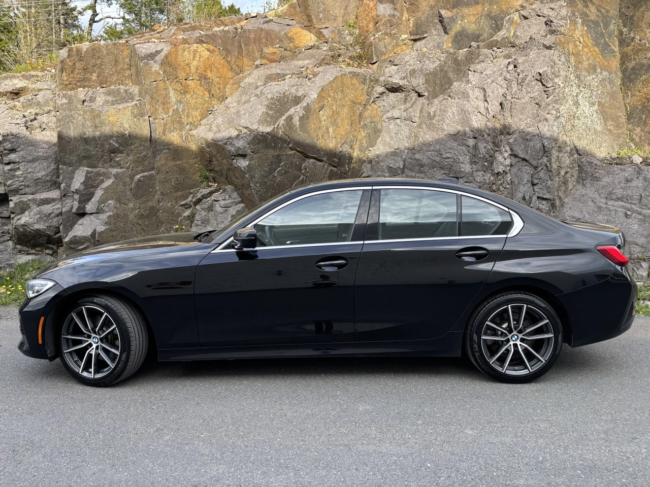 2020 BMW 3 Series 330i xDrive Main Image