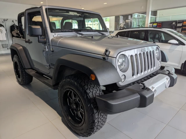 Jeep Wrangler Sport / Manuel 2014