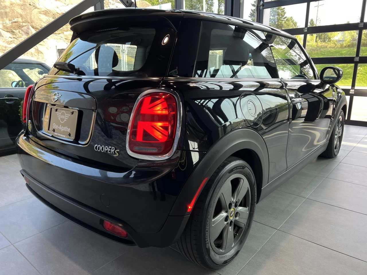 2021 Mini Cooper Cooper SE Image principale