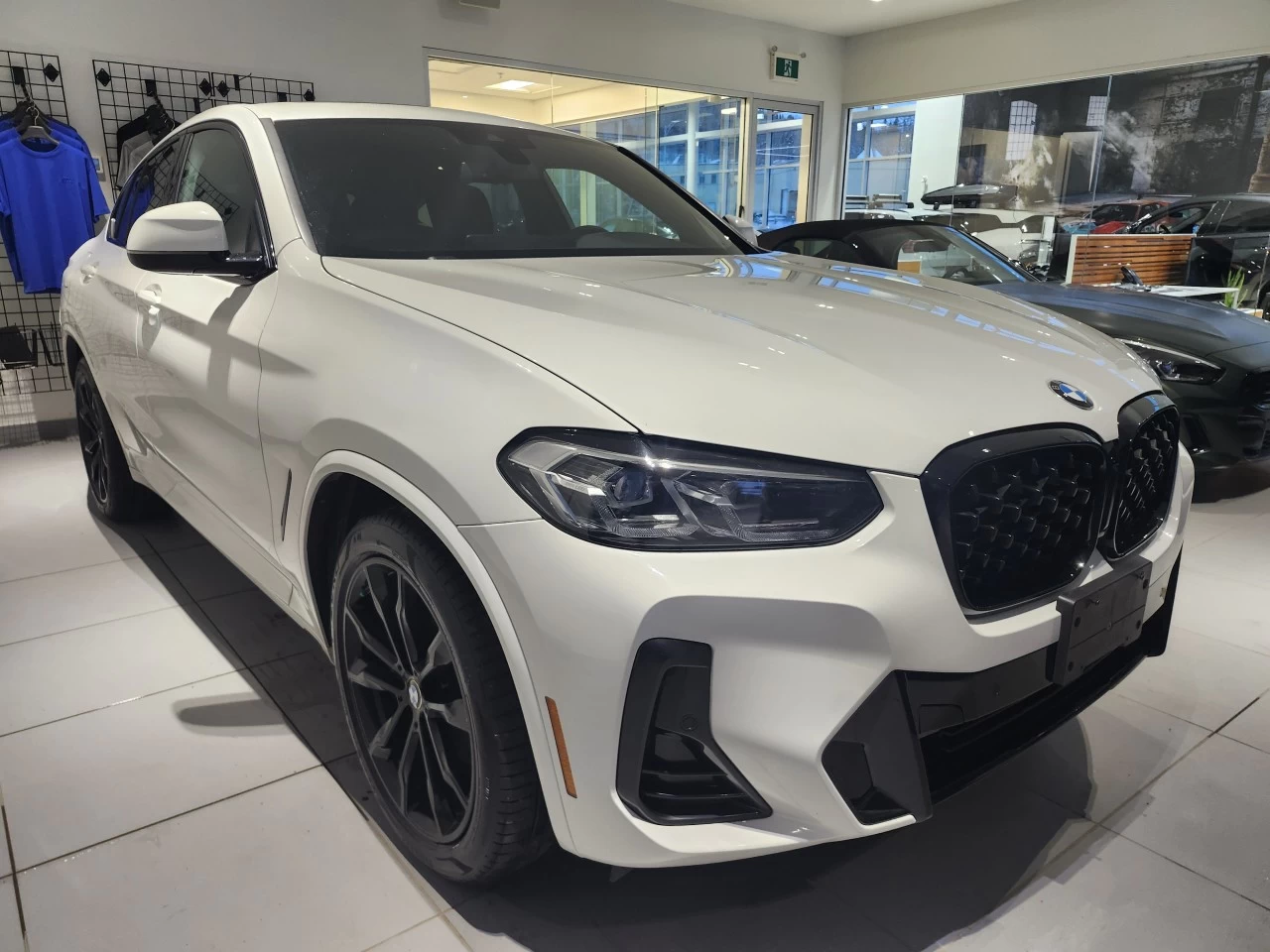 2023 BMW X4 xDrive30i Main Image