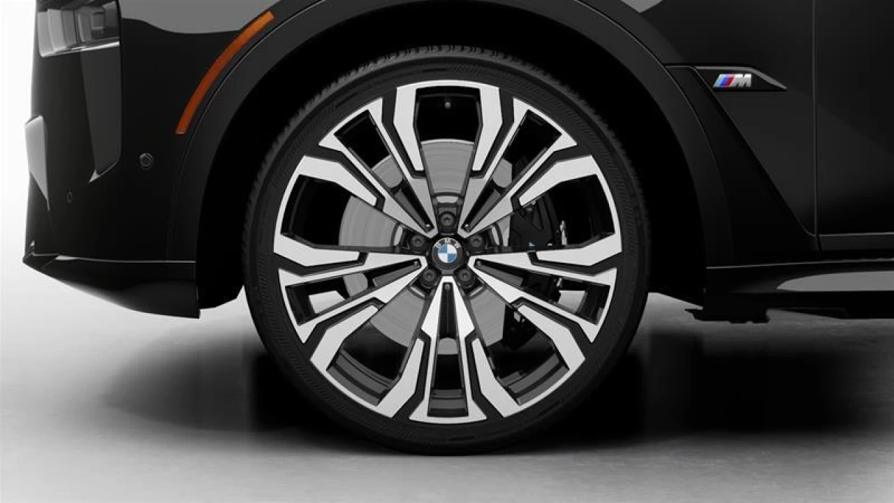 2026 BMW X7 M60i xDrive Main Image