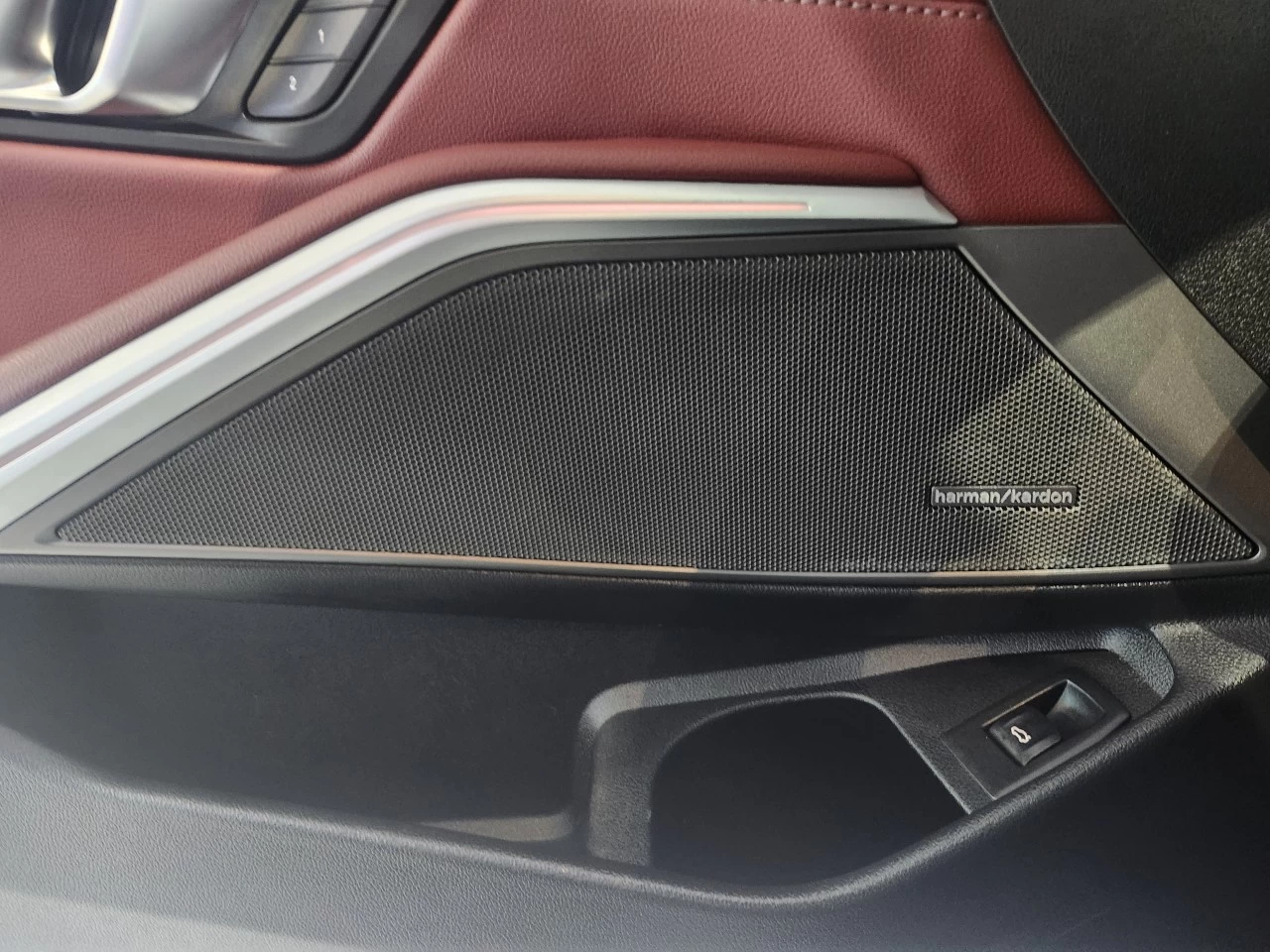 2024 BMW 3 Series M340i xDrive Image principale