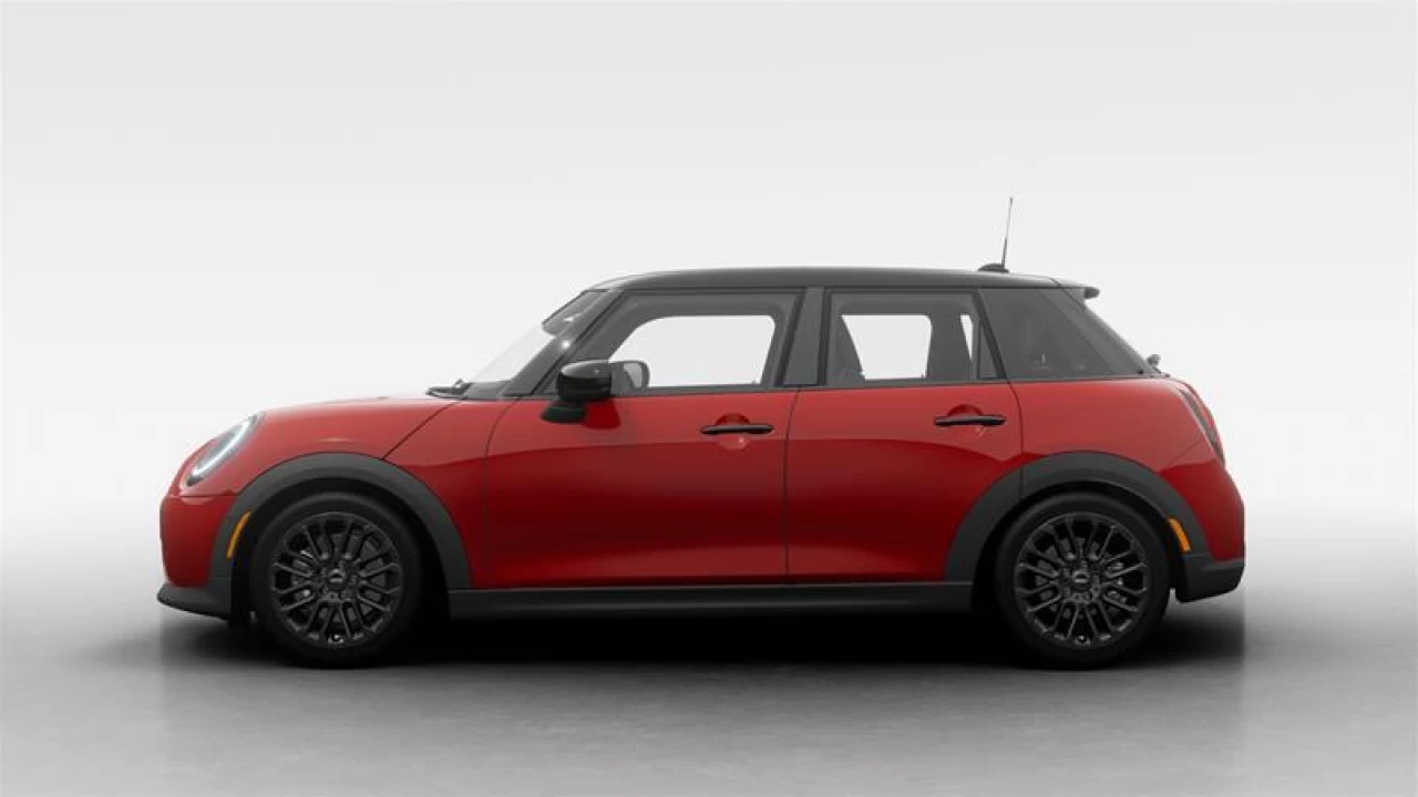 2026 MINI 5 Door Cooper C FWD Image principale