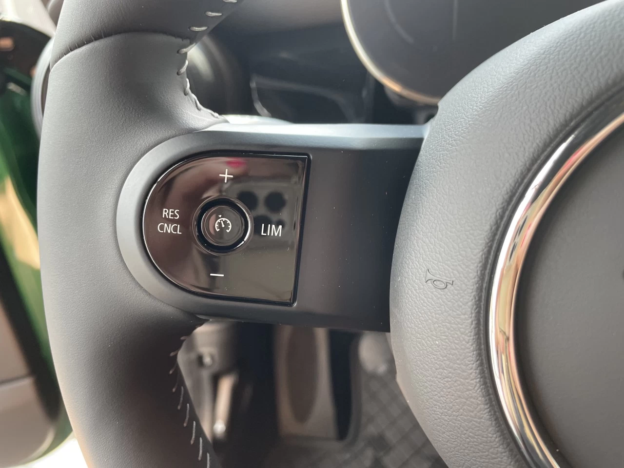 2024 MINI COOPER S 3 Door Main Image