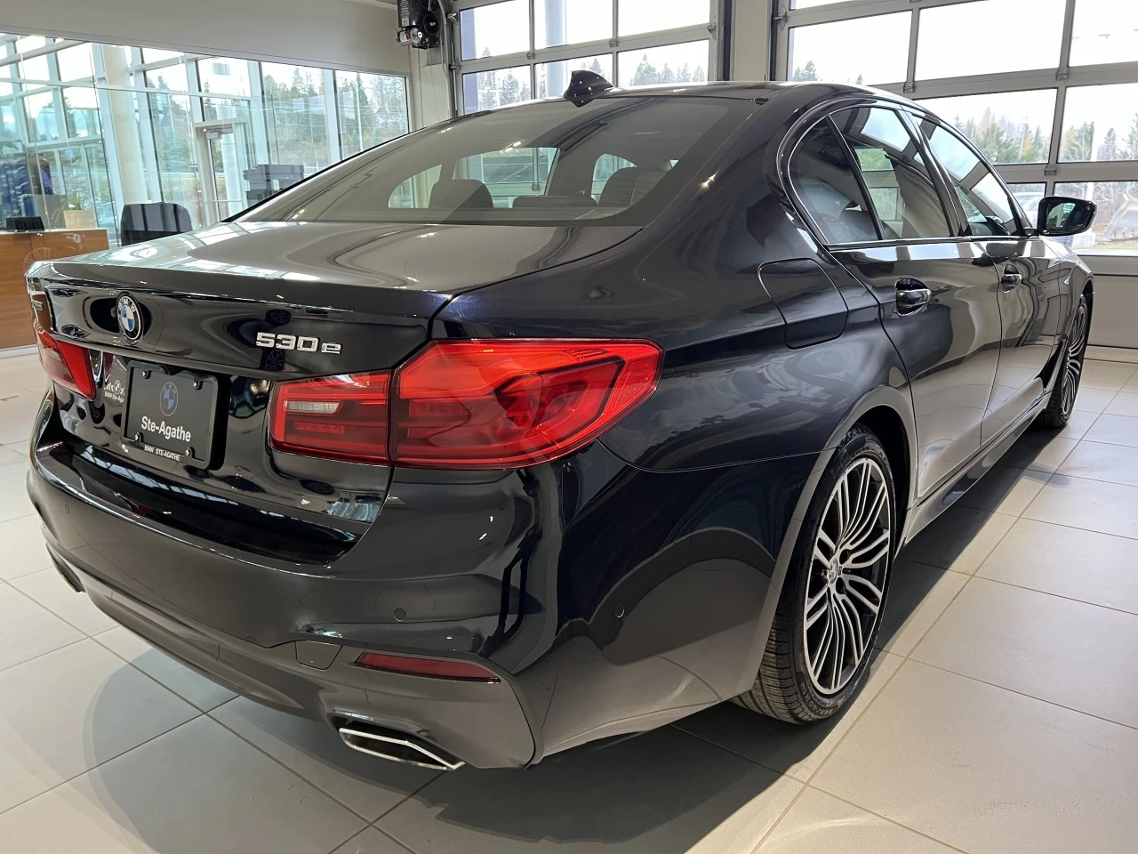 2020 BMW 530e xDrive 530e xDrive iPerformance Image principale