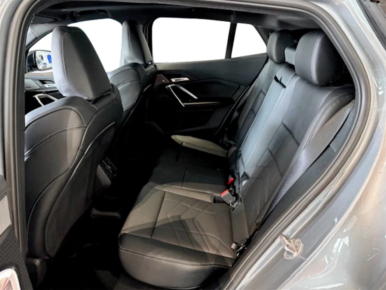 2026 BMW X2 xDrive28i Main Image