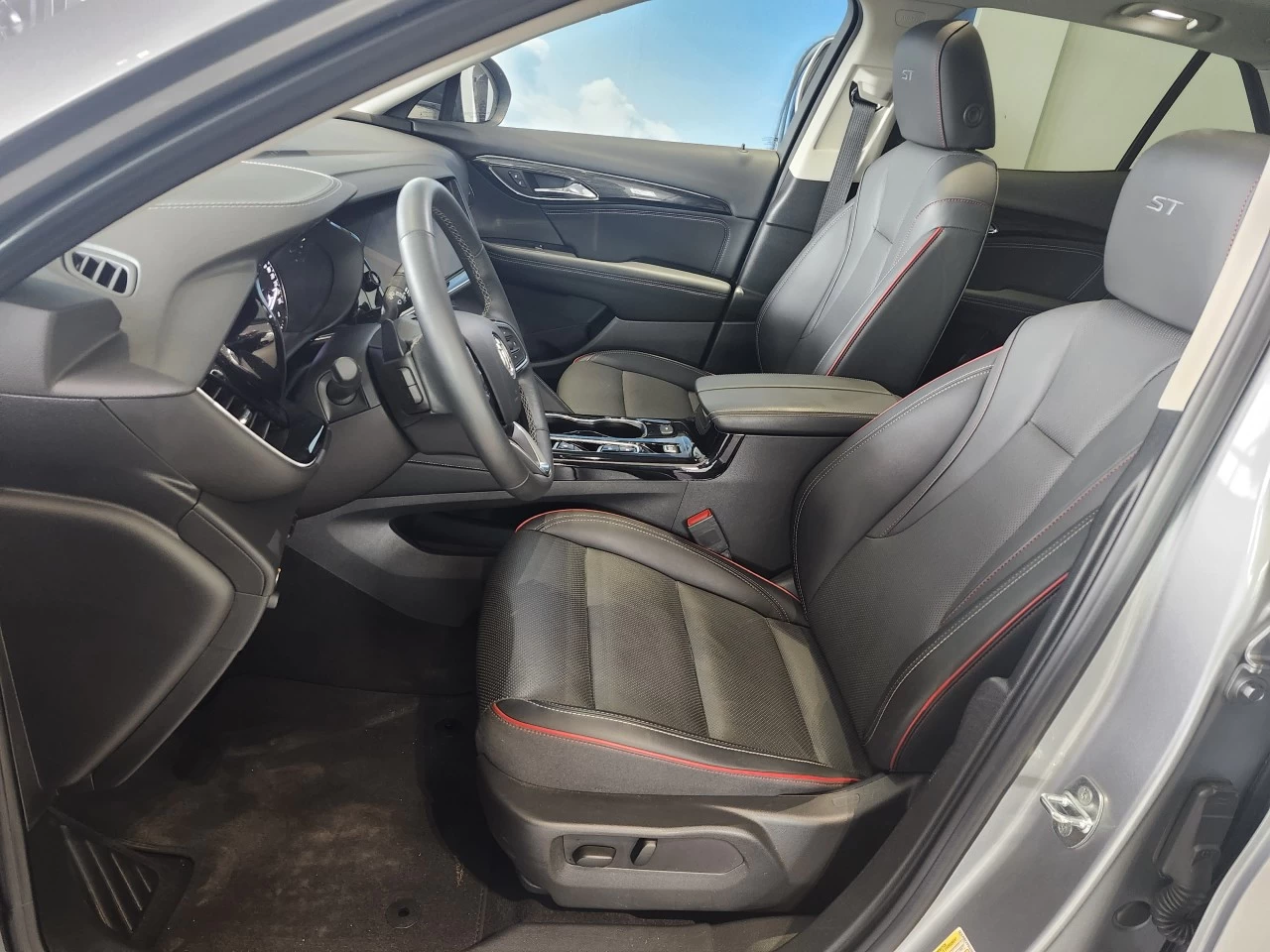 2023 Buick Envision Essence Image principale
