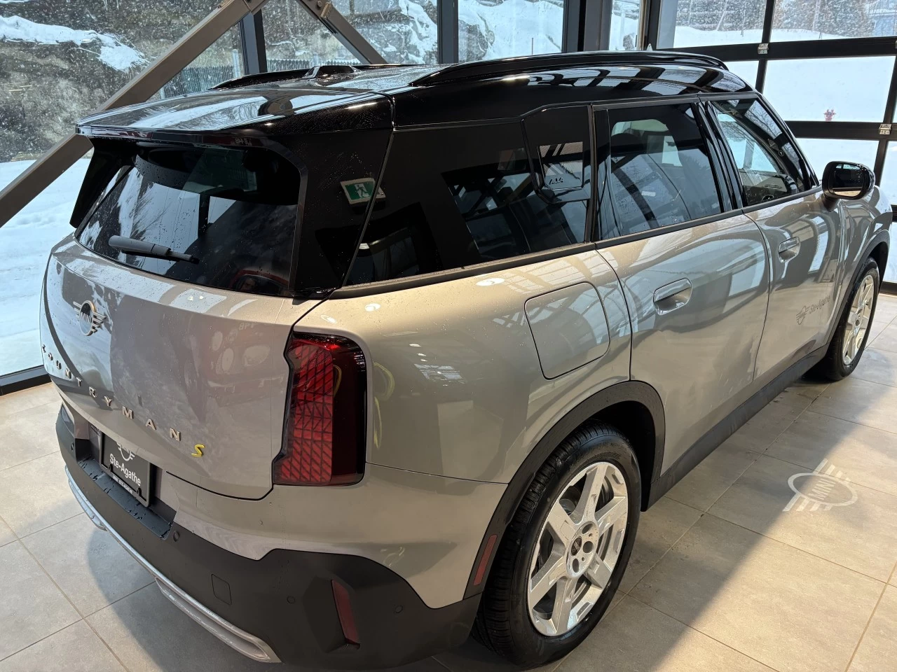 2025 MINI Countryman SE ALL4 Image principale
