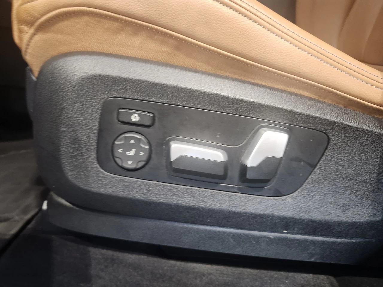 2022 BMW X5 xDrive40i Main Image