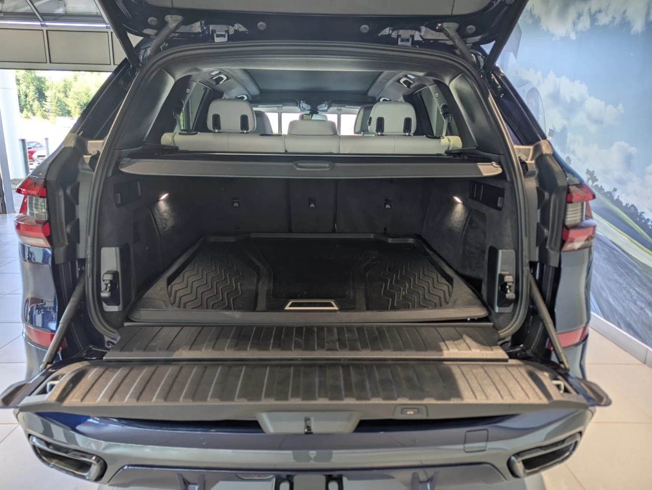 2023 BMW X5 M50i Main Image