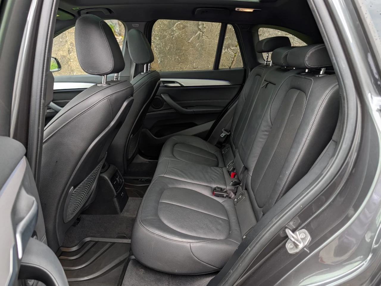 2022 BMW X1 xDrive28i Main Image