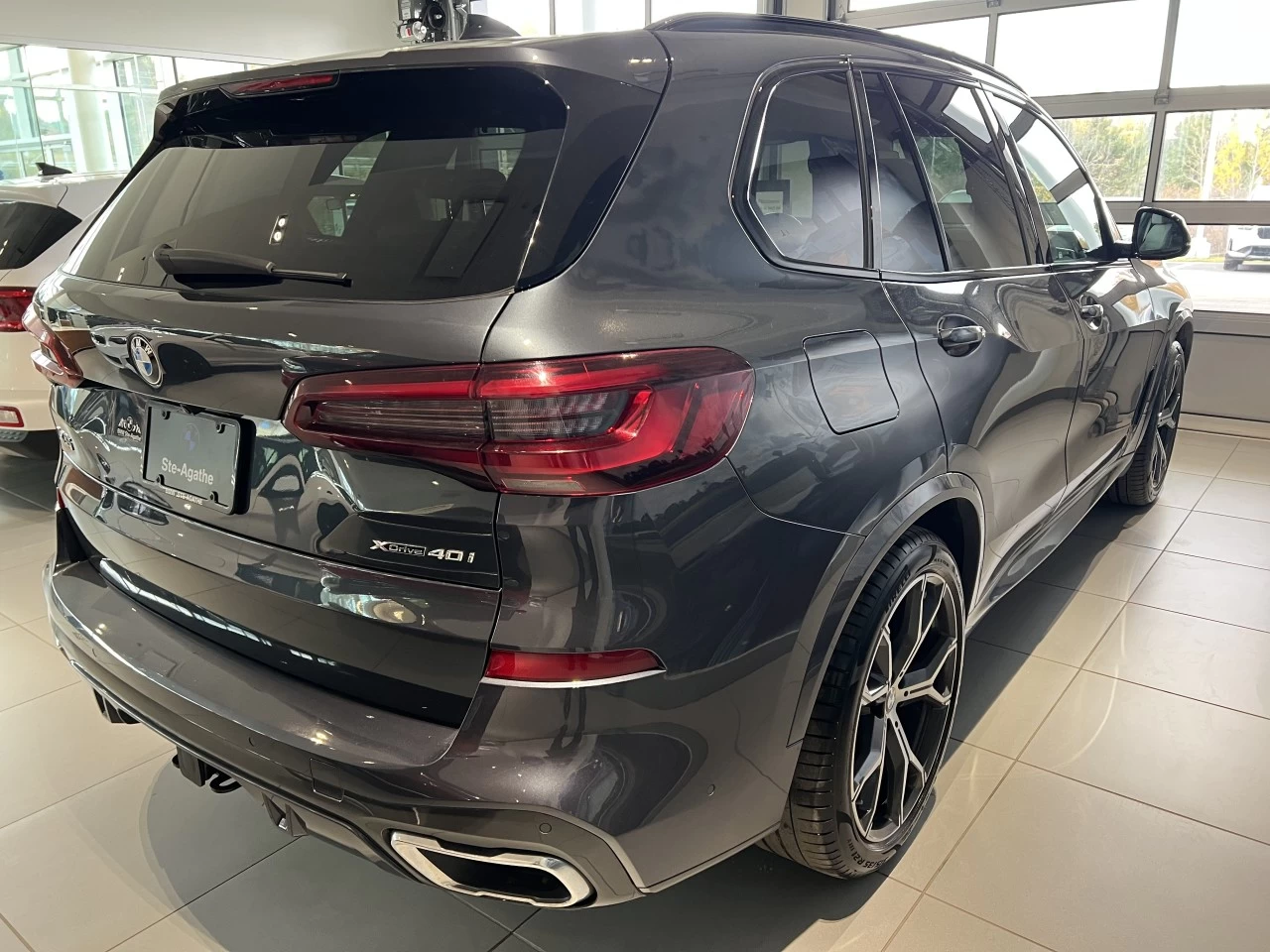 2022 BMW X5 xDrive40i Image principale