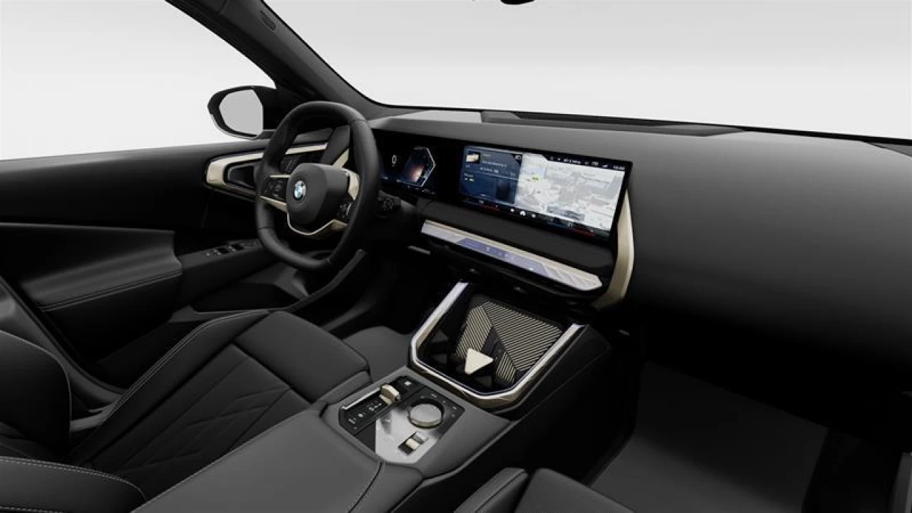 2025 BMW X3 30 xDrive Main Image