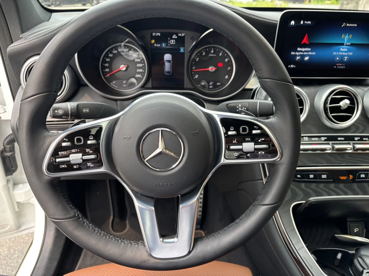 2023 Mercedes-Benz GLC GLC 300 Main Image