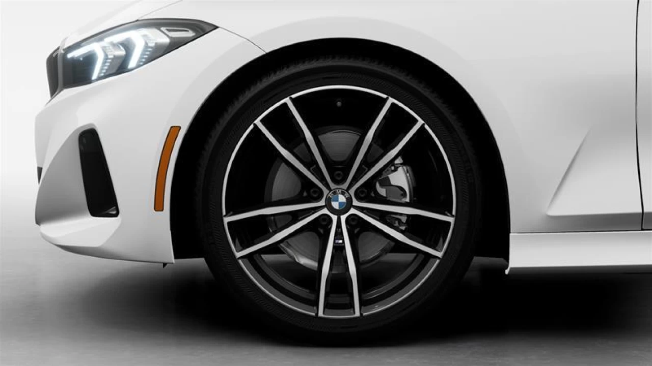 2026 BMW 330I xDrive Sedan Image principale