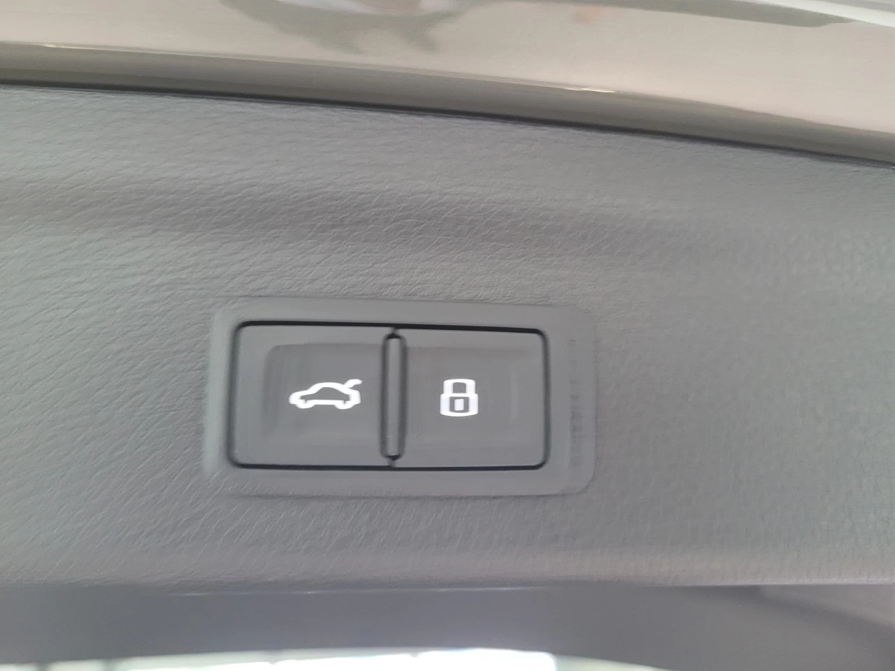 2020 Audi Q3 Progressiv Main Image