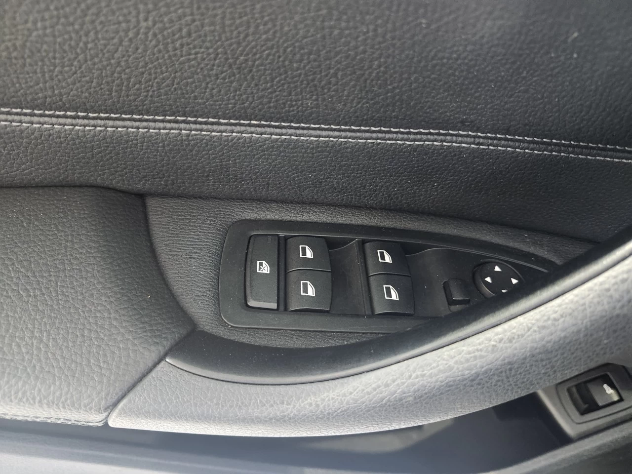 2021 BMW X1 xDrive28i Main Image