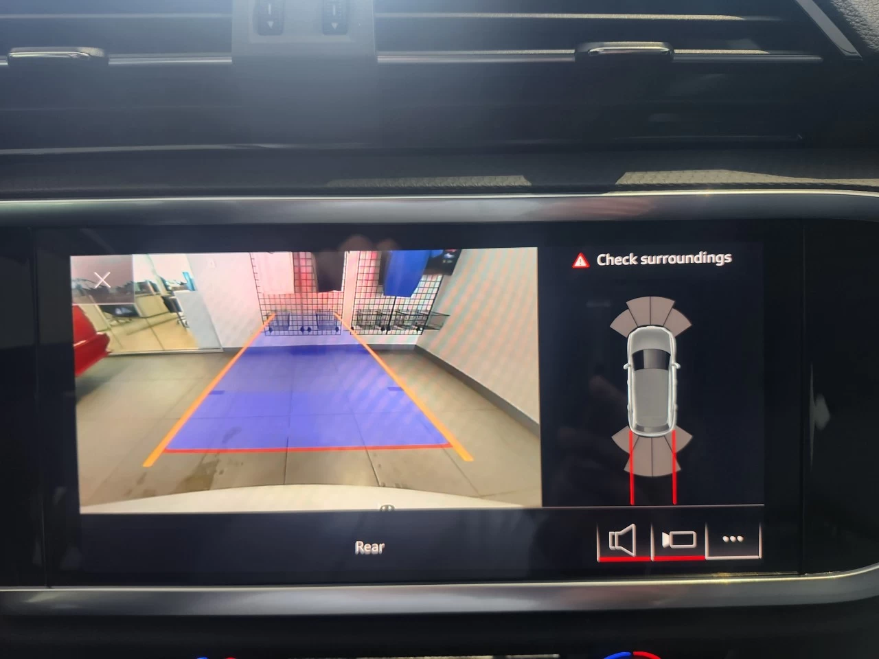 2021 Audi Q3 Progressiv Main Image